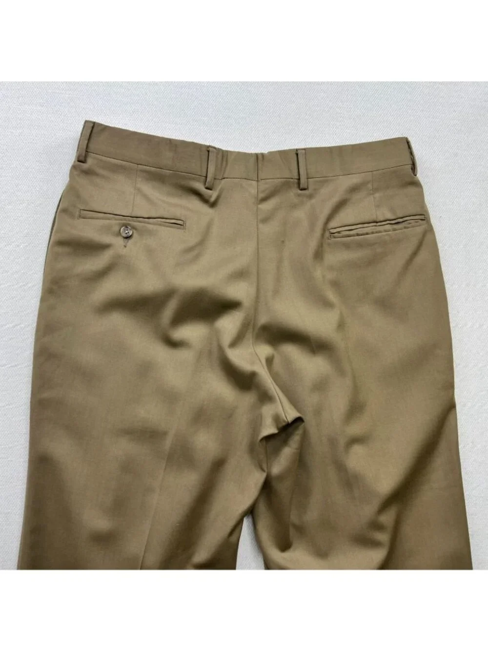 Jos. A. Bank Mens Wool Pleated Dress Pants Size 35 Tan Relaxed Formal Classic